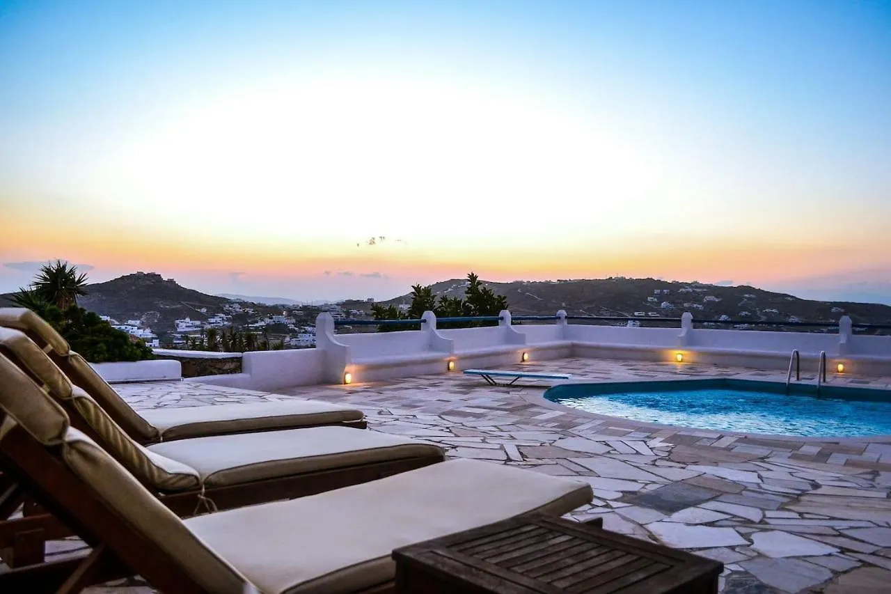 Complex Of Cycladic Traditional Houses In Mykonos 奥诺斯 0*,  希腊