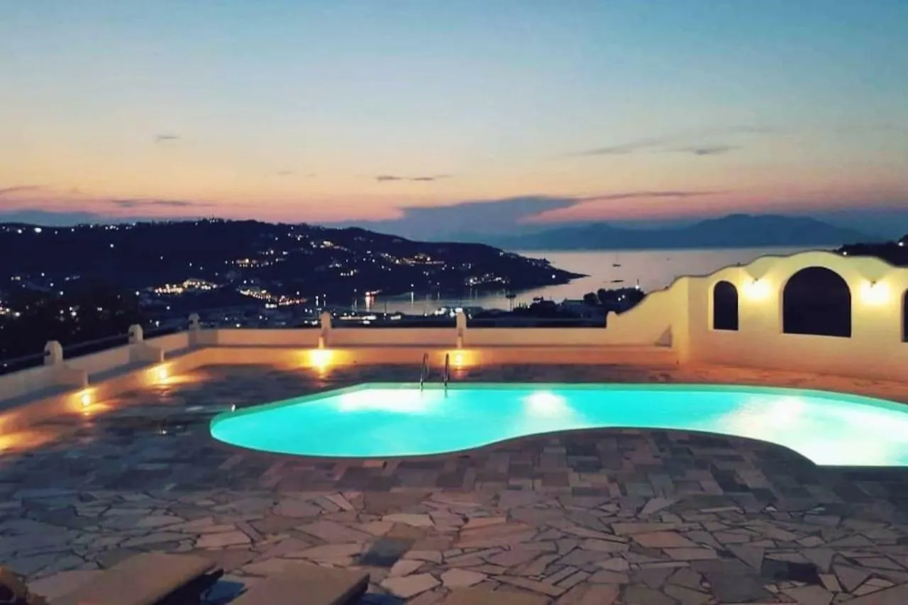 Complex Of Cycladic Traditional Houses In Mykonos 奥诺斯