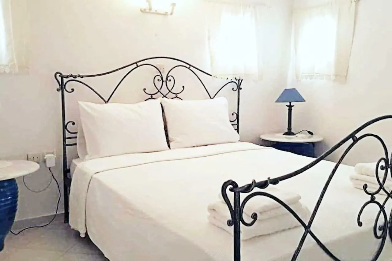 אורנוס Complex Of Cycladic Traditional Houses In Mykonos יוון